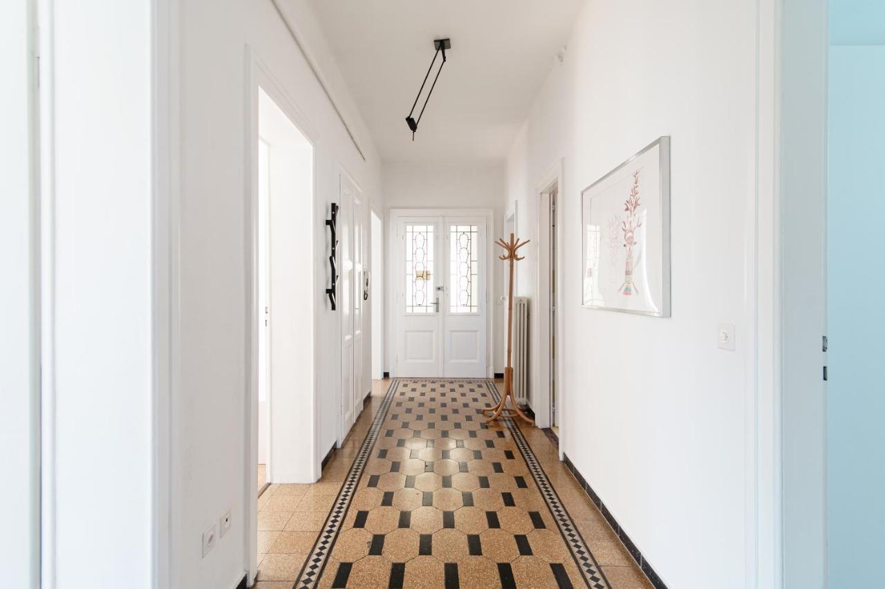Giuka Apartment By Quokka 360 - Close To The Station Massagno Bagian luar foto