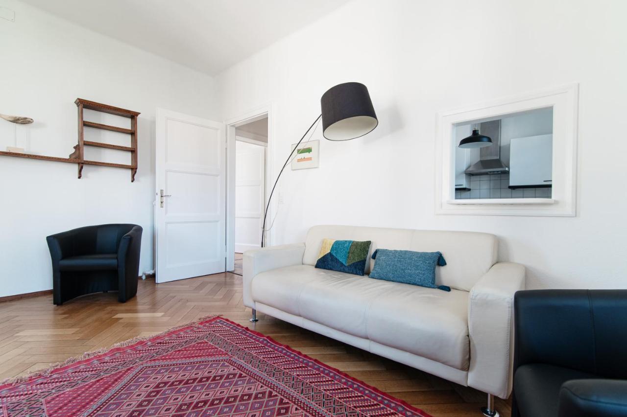 Giuka Apartment By Quokka 360 - Close To The Station Massagno Bagian luar foto