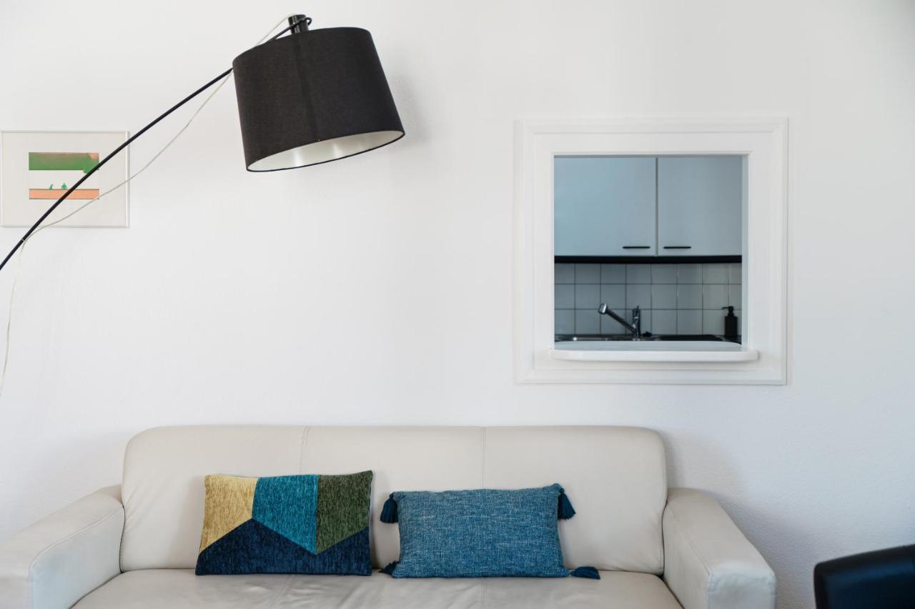 Giuka Apartment By Quokka 360 - Close To The Station Massagno Bagian luar foto